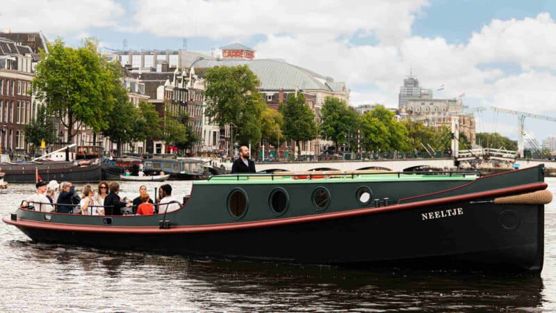 Klassischer Schlepper private Rundfahrt Amsterdam